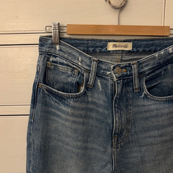Madewell the Mom Jean in Melva Wash - Picture 4 of 5